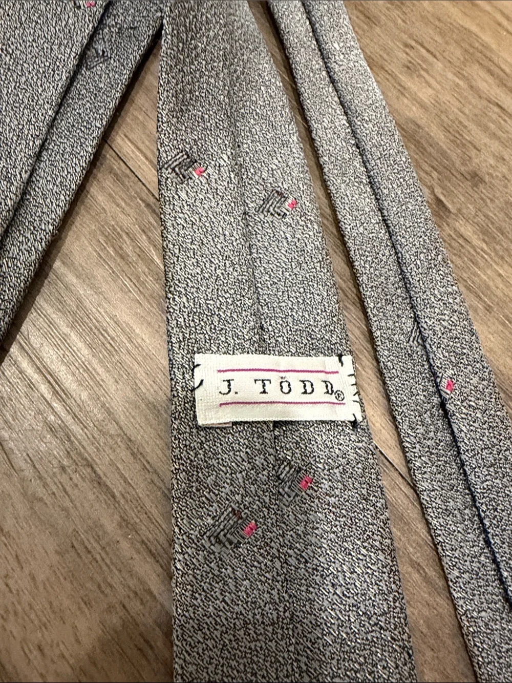 👔 Vintage J. Todd Gray Skinny Tie Geometric Pink Black Retro Necktie